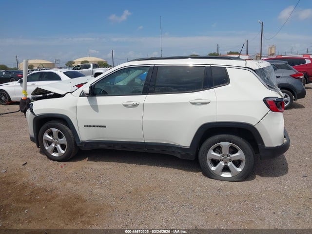 Продажа на аукционе авто 2018 Jeep Compass Latitude Fwd, vin: 3C4NJCBB8JT139817, номер лота: 44670205