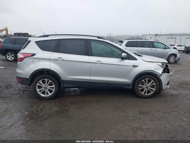 Ford ESCAPE SE 2018 1FMCU0GD2JUB35822 Image 13