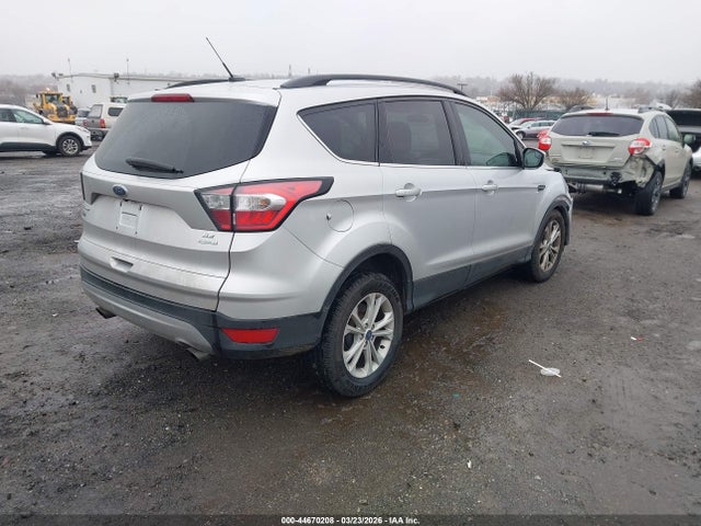 Ford ESCAPE SE 2018 1FMCU0GD2JUB35822 Image 4