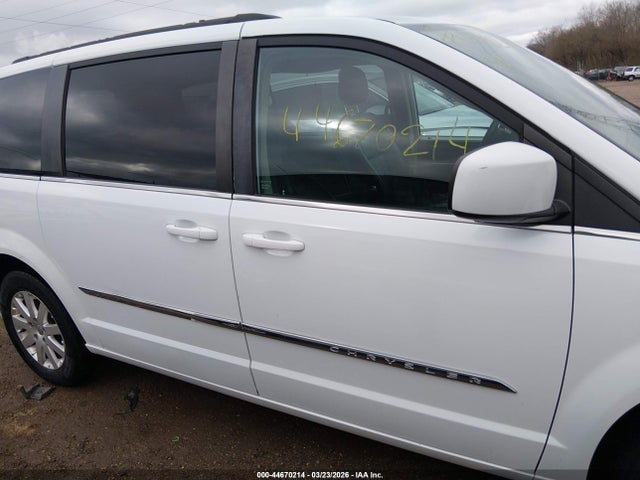 Продаж на аукціоні авто 2016 Chrysler Town & Country Touring, vin: 2C4RC1BGXGR206473, номер лоту: 44670214