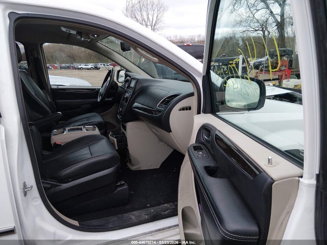 Продаж на аукціоні авто 2016 Chrysler Town & Country Touring, vin: 2C4RC1BGXGR206473, номер лоту: 44670214