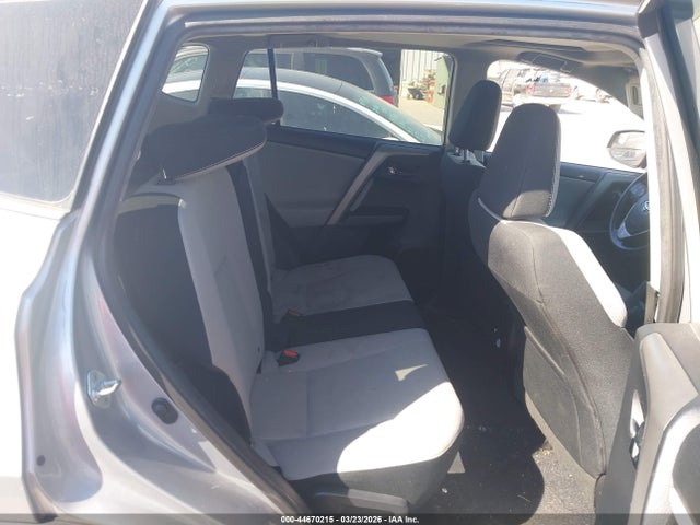 44670215 :رقم المزاد ، 2T3WFREV6GW307664 vin ، 2016 Toyota Rav4 Xle مزاد بيع