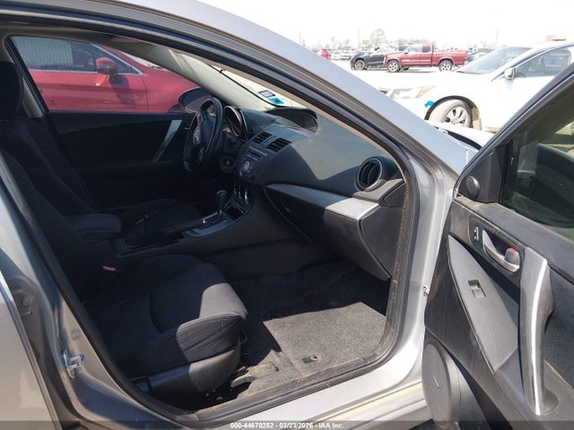 2011 MAZDA MAZDA3 JM1BL1K52B1389137 Photo 4