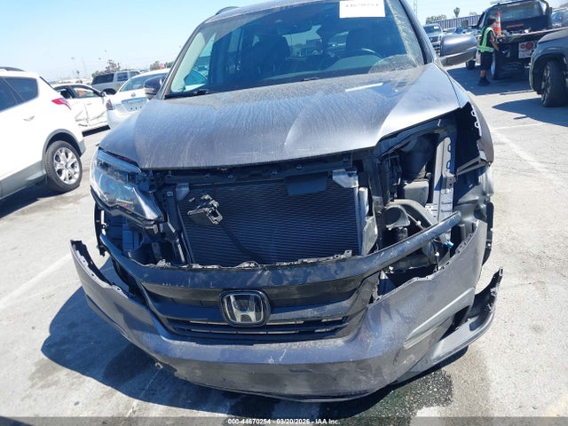 5FNYF5H2XNB033097 Honda Pilot 2wd Special Edition