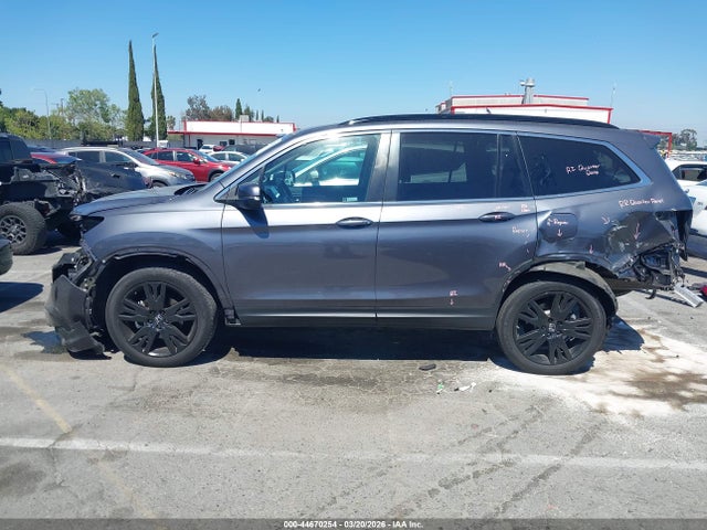 5FNYF5H2XNB033097 Honda Pilot 2wd Special Edition