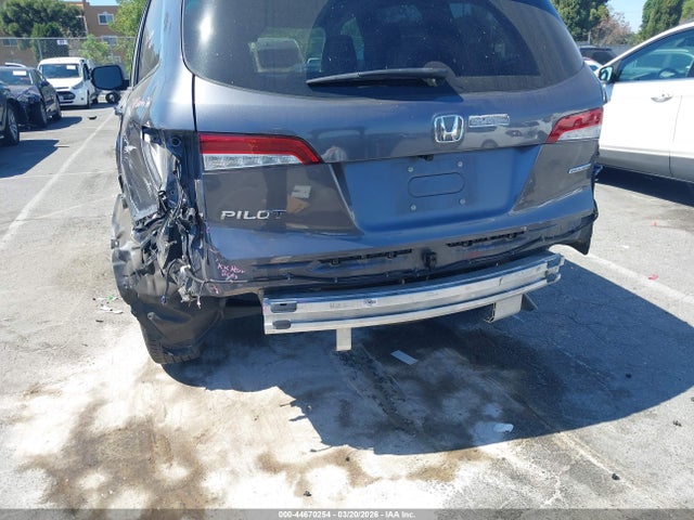 5FNYF5H2XNB033097 Honda Pilot 2wd Special Edition