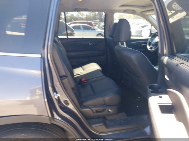 5FNYF5H2XNB033097 Honda Pilot 2wd Special Edition