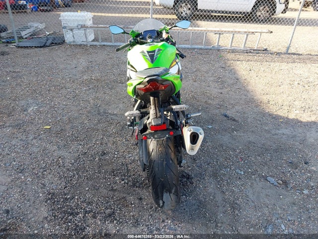 Продажа на аукционе авто 2025 Kawasaki Zx636 K, vin: JKBZXJJ10SA022986, номер лота: 44670285