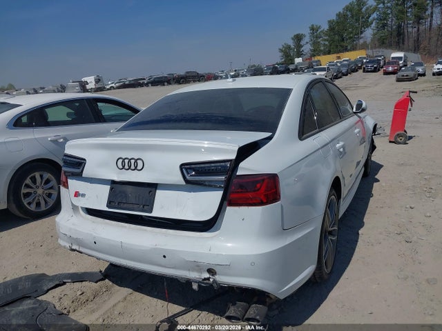 44670292 :رقم المزاد ، WAUFFAFCXJN103766 vin ، 2018 Audi S6 4.0t Premium Plus مزاد بيع