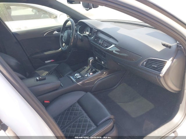 44670292 :رقم المزاد ، WAUFFAFCXJN103766 vin ، 2018 Audi S6 4.0t Premium Plus مزاد بيع