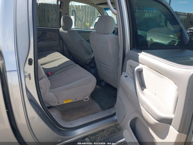 Продажа на аукционе авто 2006 Toyota Tundra Darrell Waltrip Edition, vin: 5TBDT44176S527387, номер лота: 44670293
