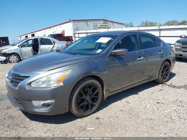 Nissan Altima 2.5 S 2015 1N4AL3AP2FN918178 Image 2