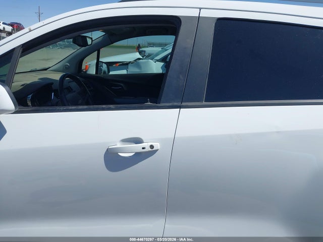 44670297 :رقم المزاد ، KL7CJLSM2NB514663 vin ، 2022 Chevrolet Trax Fwd Lt مزاد بيع