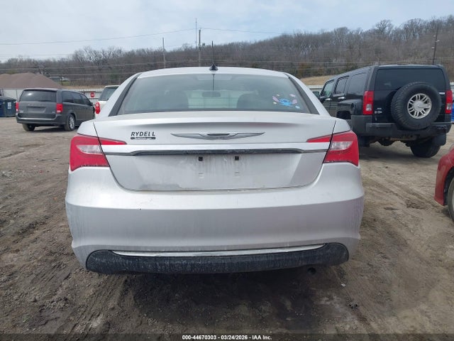 44670303 :رقم المزاد ، 1C3CCBAB5CN291865 vin ، 2012 Chrysler 200 Lx مزاد بيع