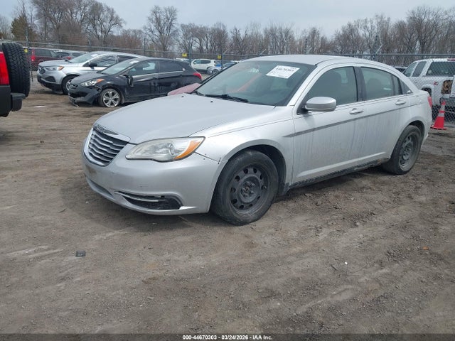 44670303 :رقم المزاد ، 1C3CCBAB5CN291865 vin ، 2012 Chrysler 200 Lx مزاد بيع