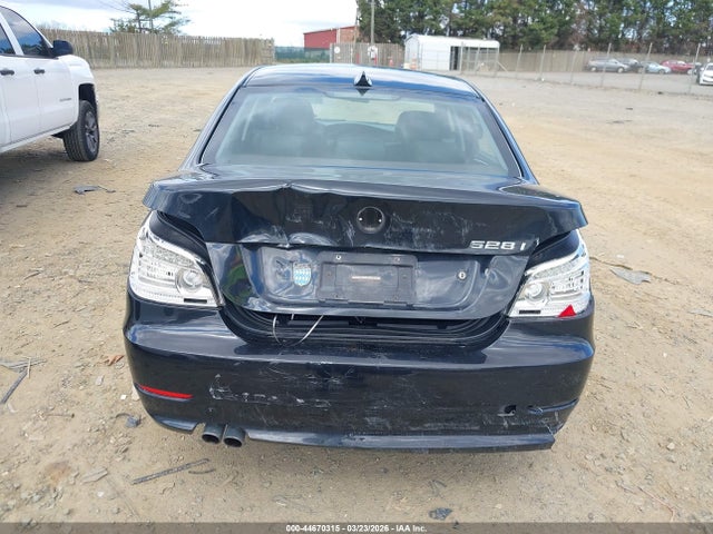 44670315 :رقم المزاد ، WBANU53508C111153 vin ، 2008 Bmw 528i مزاد بيع