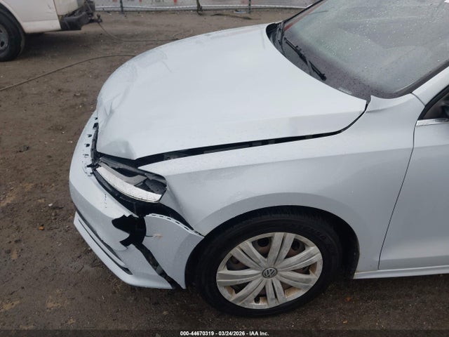 Продаж на аукціоні авто 2017 Volkswagen Jetta 1.4t S, vin: 3VW2B7AJ7HM394234, номер лоту: 44670319