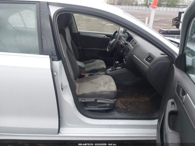 Продаж на аукціоні авто 2017 Volkswagen Jetta 1.4t S, vin: 3VW2B7AJ7HM394234, номер лоту: 44670319