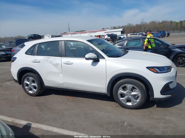 Продажа на аукционе авто 2025 Honda Hr-v 2wd Lx, vin: 3CZRZ1H3XSM740280, номер лота: 44670322