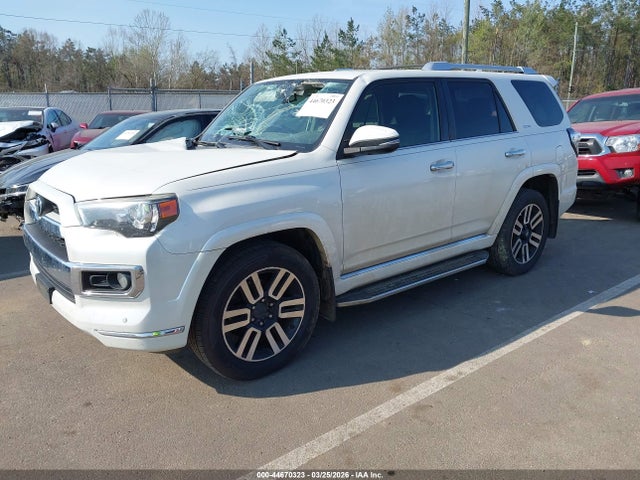 Toyota 4runner Limited 2019 JTEBU5JR2K5699057 Image 2
