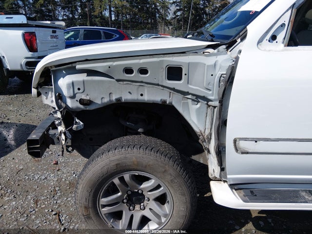 Aukcja sprzedaży 2004 Toyota Sequoia Limited V8, vin: 5TDBT48AX4S211908, numer aukcji: 44670355