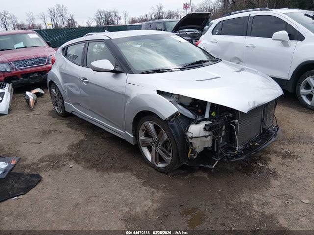 2015 HYUNDAI VELOSTER KMHTC6AE4FU240344