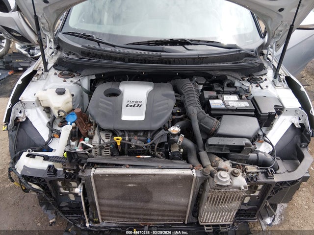2015 HYUNDAI VELOSTER KMHTC6AE4FU240344 Photo 9