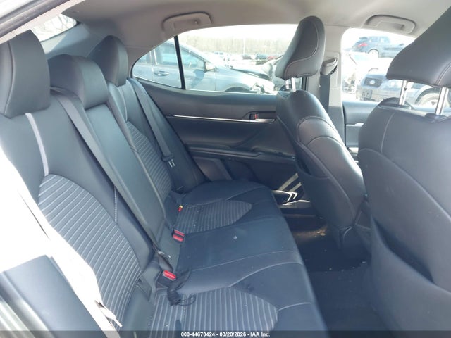 2018 Toyota Camry Se მანქანა იყიდება აუქციონზე, vin: 4T1B11HK7JU074040, აუქციონის ნომერი: 44670424