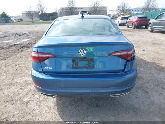 Продажа на аукционе авто 2019 Volkswagen Jetta 1.4t Sel Premium, vin: 3VWGB7BU0KM180109, номер лота: 44670447