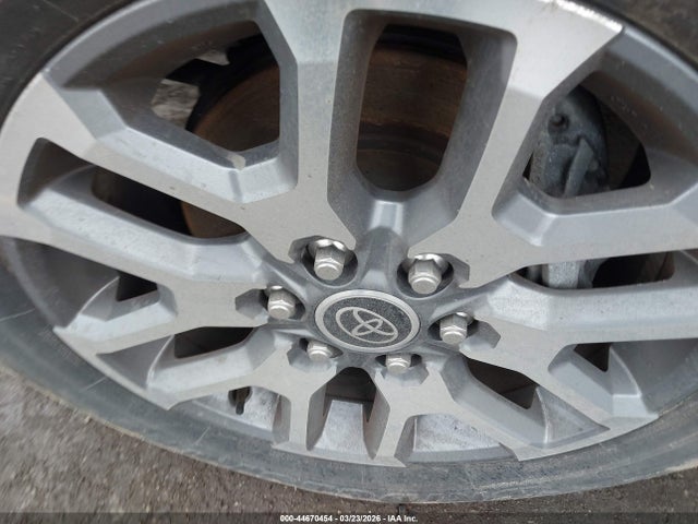 Toyota Tundra 2022 5TFMA5EC0NX001758 Image 12