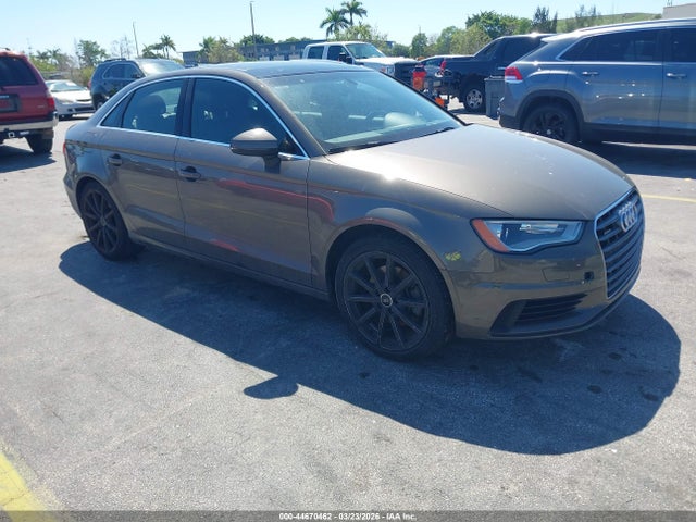 2015 AUDI A3 WAUEFGFF2F1010781