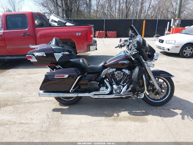 Harley-Davidson Flhtcu Ultra Classic Electra Gld 2014 1HD1FCM19EB698822 Image 13