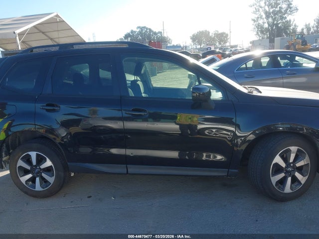 JF2SJAGC3HH539948 Subaru Forester 2.5i Premium