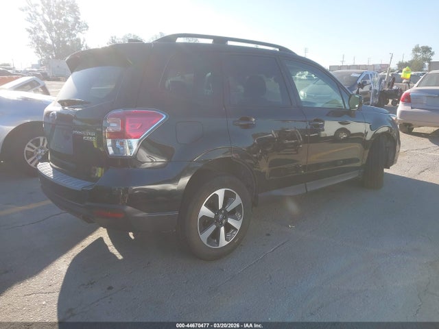 JF2SJAGC3HH539948 Subaru Forester 2.5i Premium