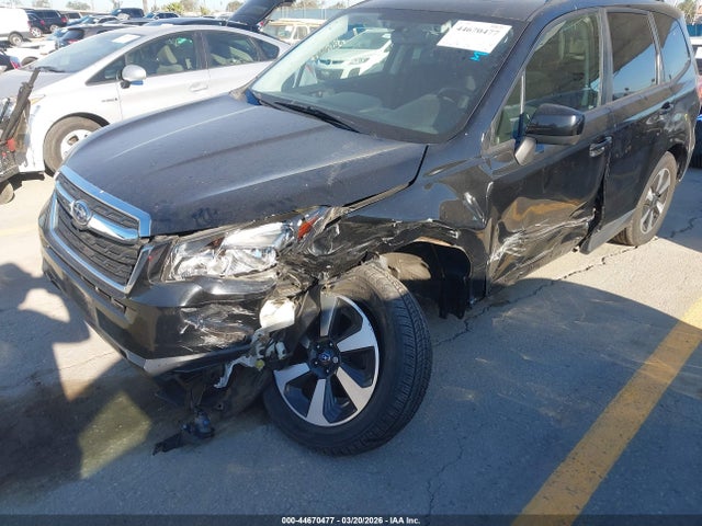 JF2SJAGC3HH539948 Subaru Forester 2.5i Premium