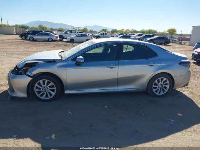 Auction sale of the 2022 Toyota Camry Le, vin: 4T1C11AK0NU636008, lot number: 44670479