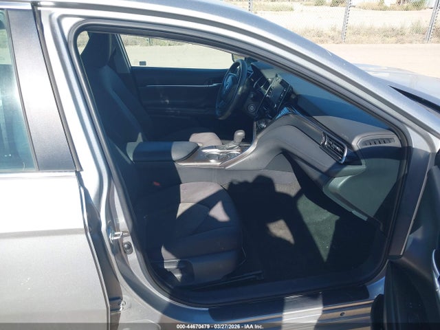 Auction sale of the 2022 Toyota Camry Le, vin: 4T1C11AK0NU636008, lot number: 44670479