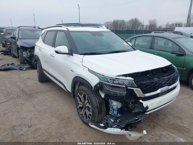 2022 KIA SELTOS KNDETCA2XN7306703