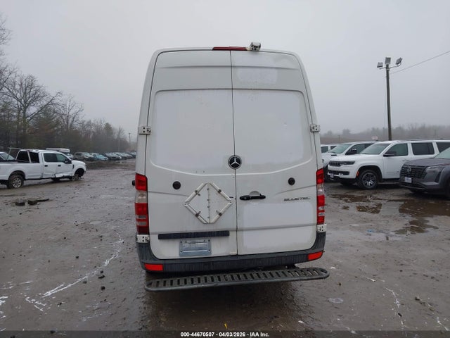 Продажа на аукционе авто 2014 Mercedes-benz Sprinter 2500 High Roof, vin: WD3PE8DE4E5897901, номер лота: 44670507