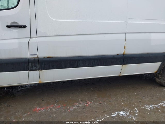 Продажа на аукционе авто 2014 Mercedes-benz Sprinter 2500 High Roof, vin: WD3PE8DE4E5897901, номер лота: 44670507