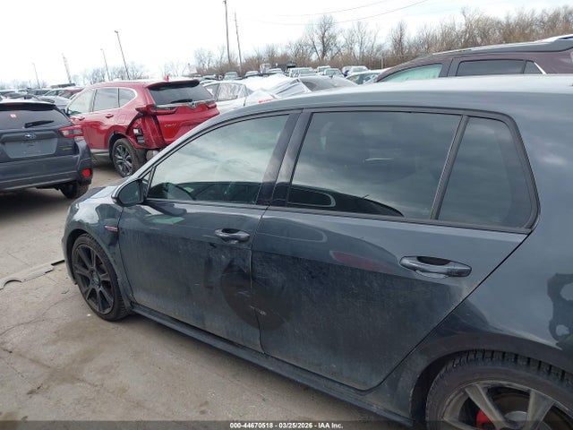 Продаж на аукціоні авто 2017 Volkswagen Golf Gti Autobahn 4-door/s 4-door/se 4-door/sport 4-door, vin: 3VW5T7AU8HM027413, номер лоту: 44670518