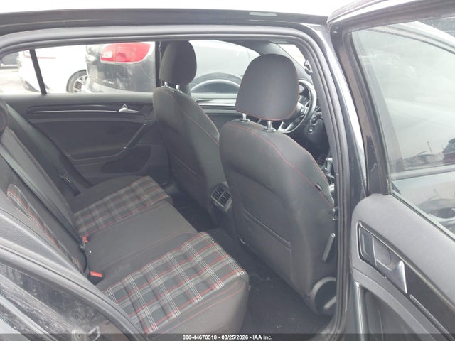 Продаж на аукціоні авто 2017 Volkswagen Golf Gti Autobahn 4-door/s 4-door/se 4-door/sport 4-door, vin: 3VW5T7AU8HM027413, номер лоту: 44670518