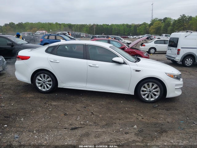 Aukcja sprzedaży 2017 Kia Optima Lx, vin: 5XXGT4L30HG172896, numer aukcji: 44670533
