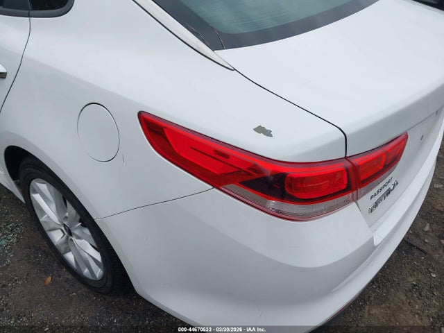 Aukcja sprzedaży 2017 Kia Optima Lx, vin: 5XXGT4L30HG172896, numer aukcji: 44670533