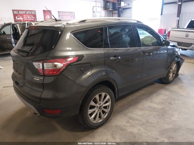 1FMCU0J9XHUA45915 Ford Escape Titanium