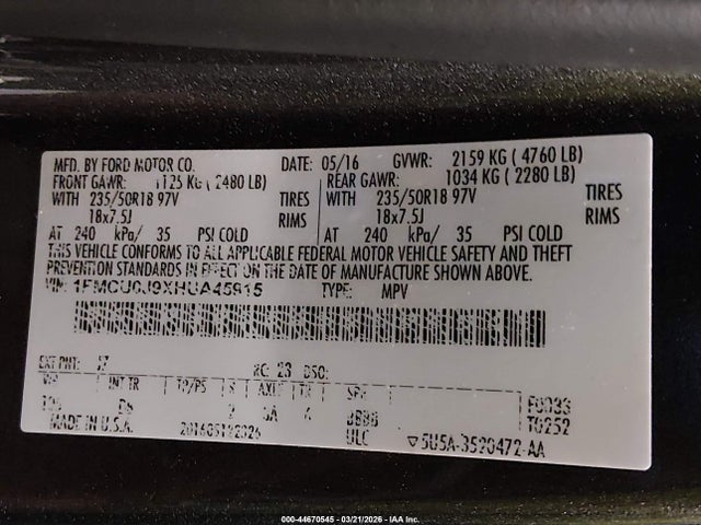 1FMCU0J9XHUA45915 Ford Escape Titanium