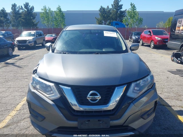 Nissan ROGUE S 2017 KNMAT2MT9HP553020 Image 13