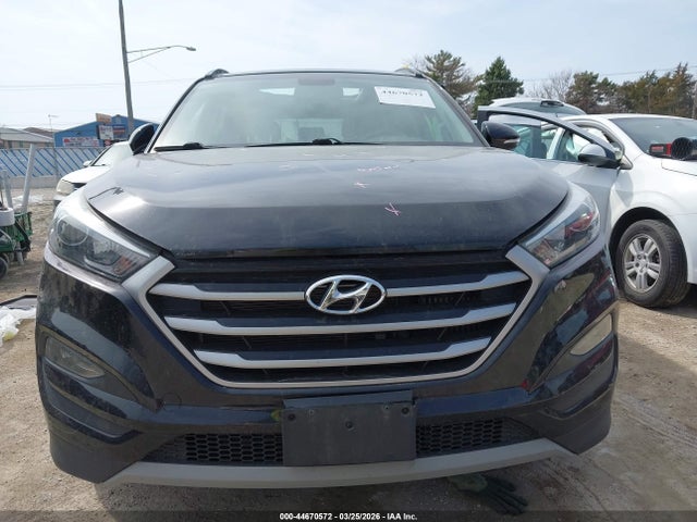 Aukcja sprzedaży 2018 Hyundai Tucson Value, vin: KM8J3CA21JU799628, numer aukcji: 44670572