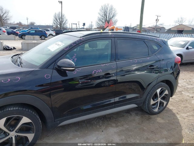 Aukcja sprzedaży 2018 Hyundai Tucson Value, vin: KM8J3CA21JU799628, numer aukcji: 44670572