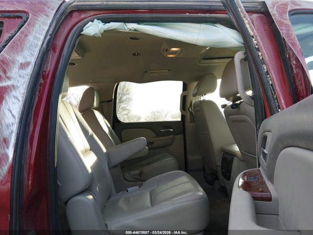 2013 Chevrolet Suburban 1500 Lt მანქანა იყიდება აუქციონზე, vin: 1GNSKJE70DR287251, აუქციონის ნომერი: 44670587